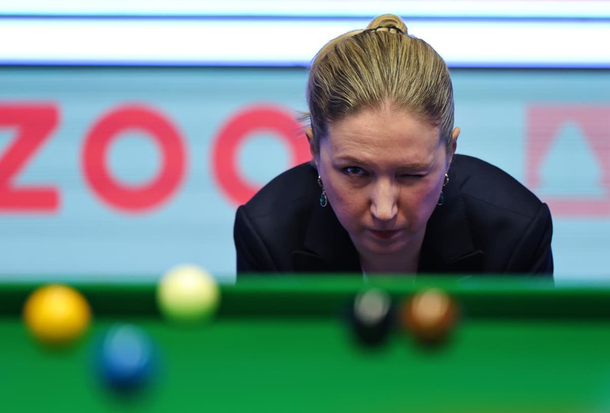 Who are the referees and officials at the UK Snooker Championship 2024?