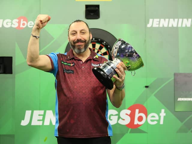 Seniors Champion of Champions darts star Richie Howson swaps the oche for the baize.